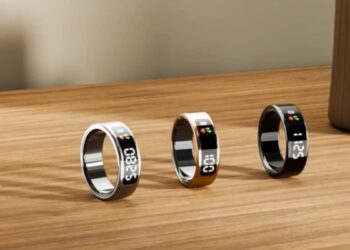 Pebble halo smart ring