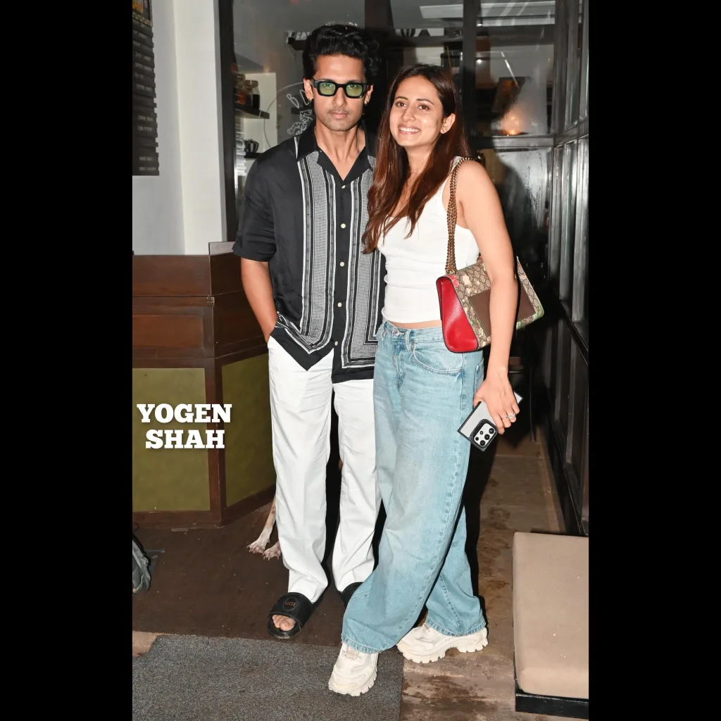 Ravi dubey with wife sargun mehta