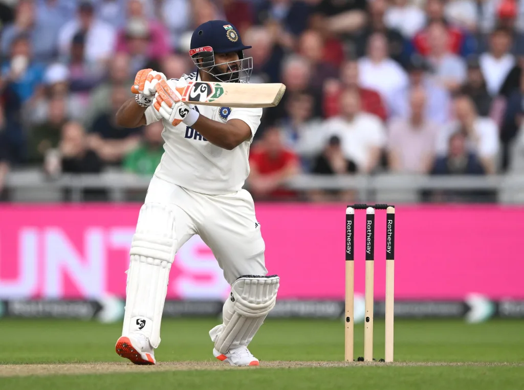 Rishabh Pant's Fearless Promise to Ravi Shastri: "Even With A Broken Finger, I'd Still Play" - Wicketkeeper's Courage Defines England vs India 4th Test 1 Rishabh pant