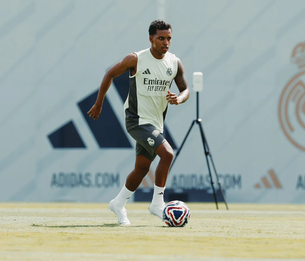 Bayern Munich Eye Rodrygo in €65m Move After Jamal Musiala Injury Setback 3 Rodrygo