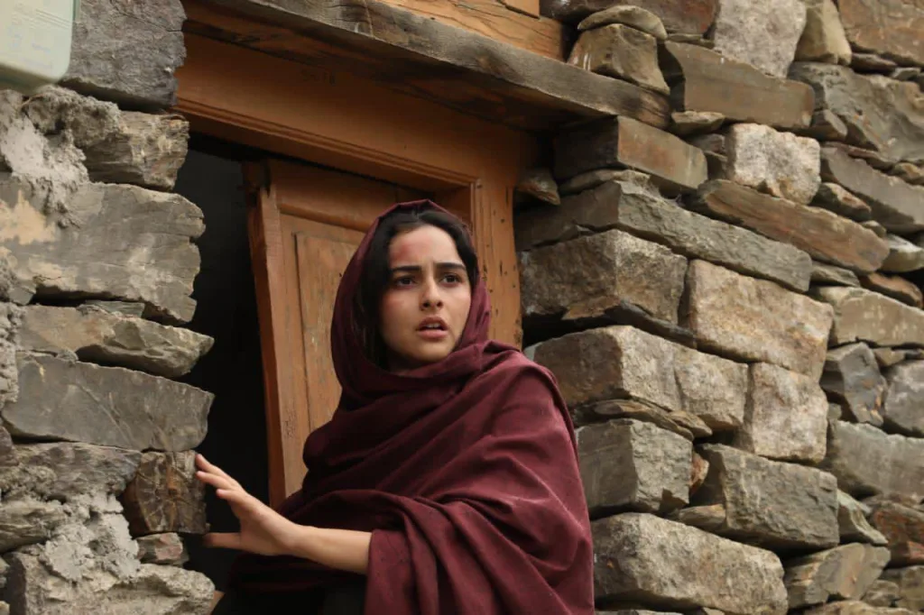 Sadia Khateeb on Breaking Through with The Diplomat: “If I’m Not Given a Chance, How Will I Prove Myself?” 3 Sadia khateeb
