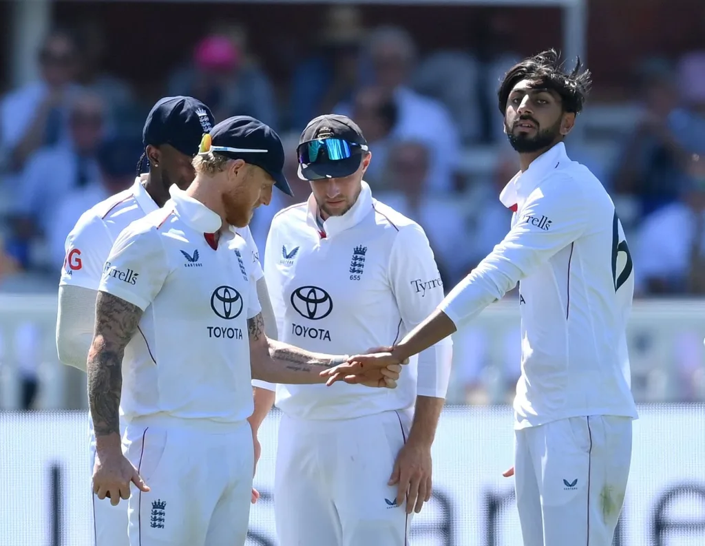 Shoaib bashir injured