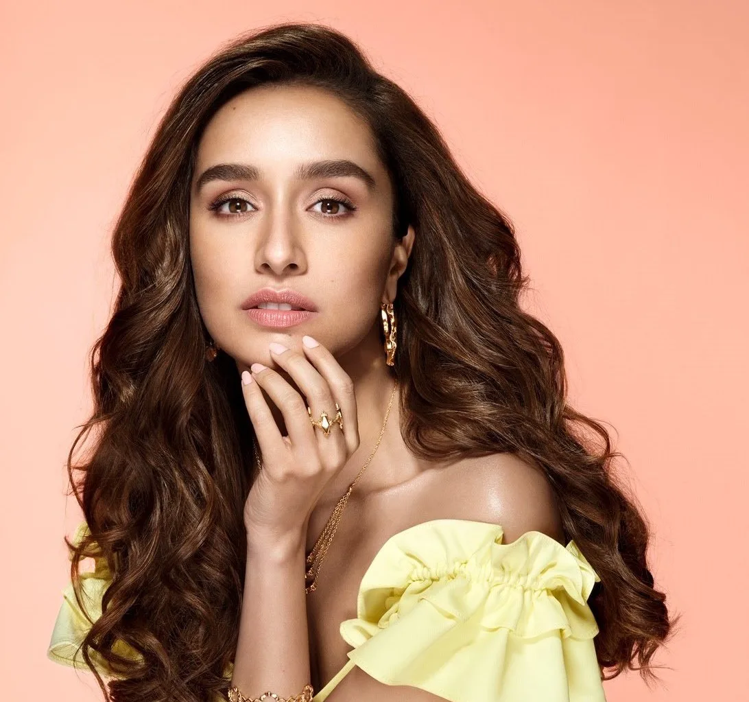 Shraddha Kapoor’s Viral Bhankas Dance Video: Fans Spot Rahul Mody Behind Camera Again