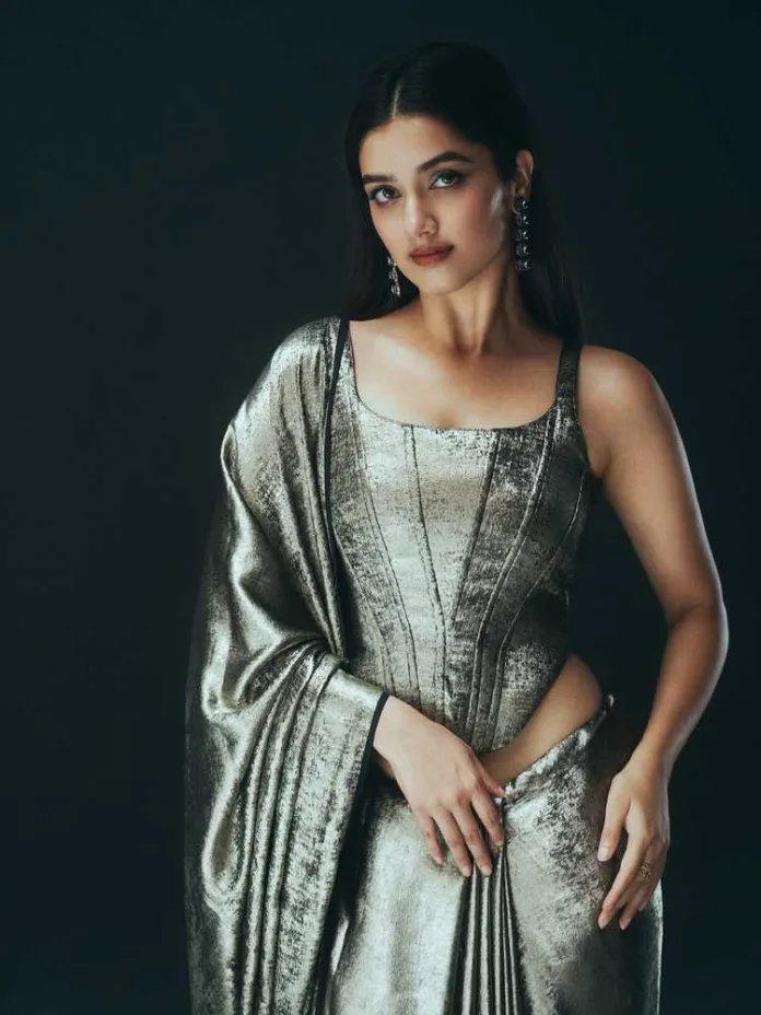 bhshsggss- Bhshsggss