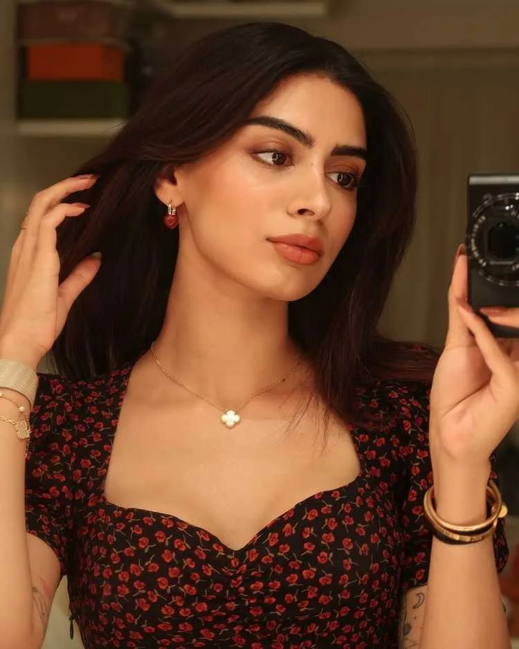Khushi Kapoor