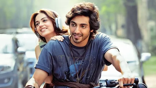 Saiyaara Box Office: Show Count Soars in Week 2 as Fantastic Four Faces Tough Competition 1 Saiyaara
