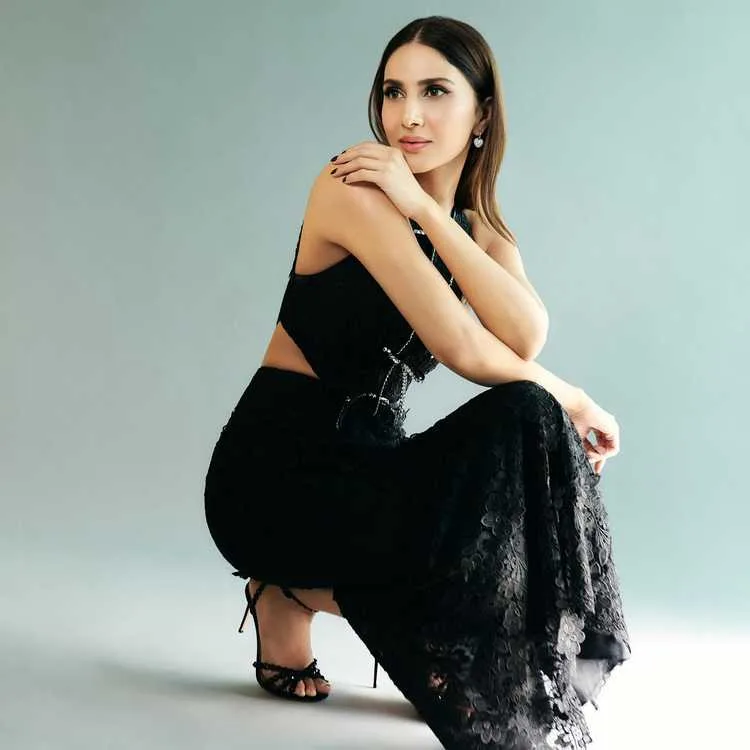 Vaani Kapoor: The Versatile Beauty Conquering Bollywood and Fashion in 2025 7 Image