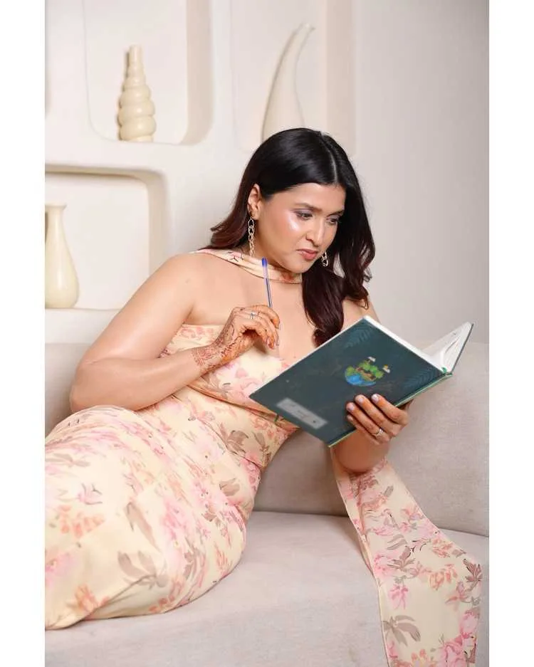 Mannara Chopra: From Bollywood to Bigg Boss 17 Fame - 2025 Update 7 Image