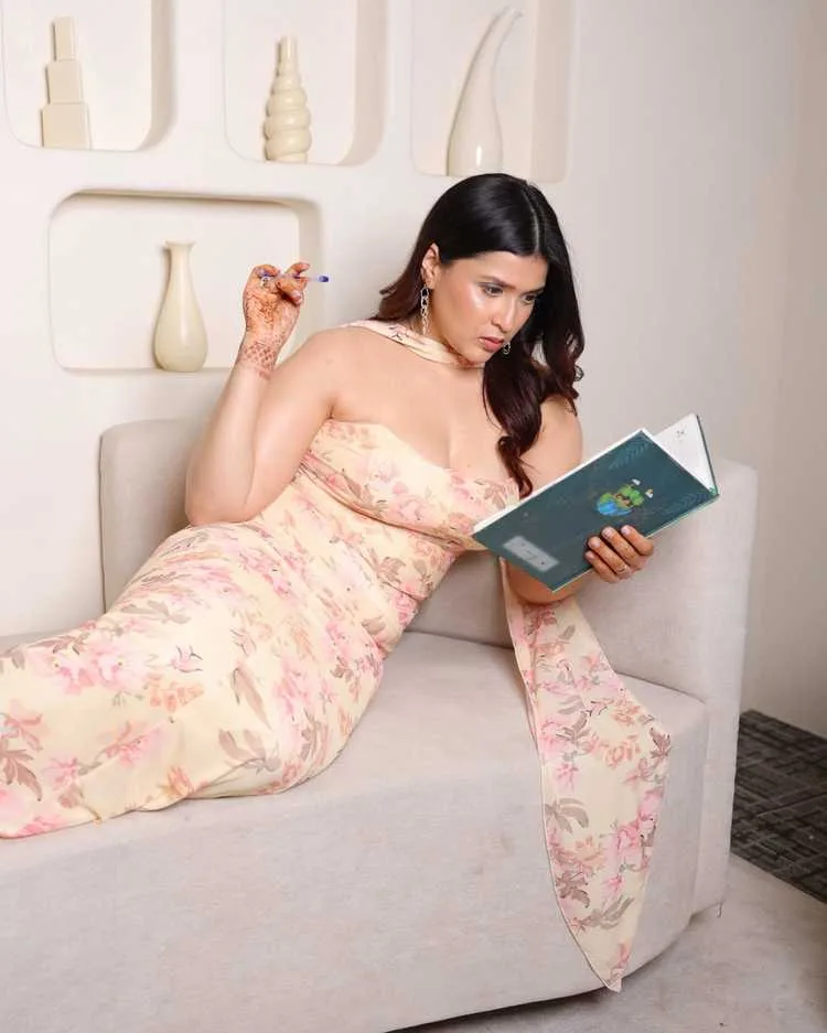 Mannara Chopra: From Bollywood to Bigg Boss 17 Fame - 2025 Update 6 Image