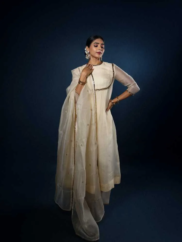 Sapthami Gowda 2025: Journey, Style Evolution, and Latest Career Highlights 4 Image
