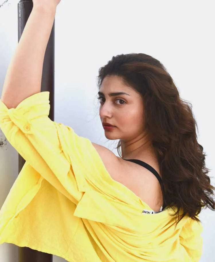 Nazia Davison Shines in "Dilruba": Rising Star's Journey to Telugu Cinema Success 6 Image