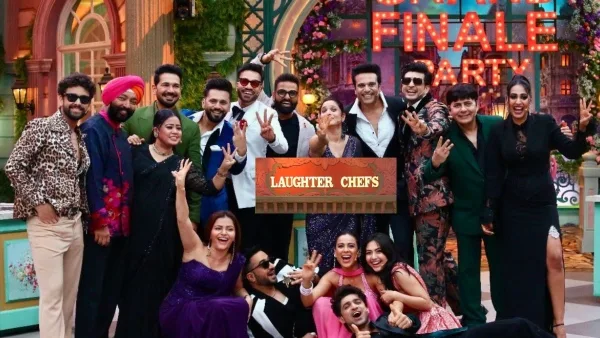 Laughter Chefs Season 2 Winners: Karan Kundrra & Elvish Yadav Lift Trophy in Grand Finale 2 Image