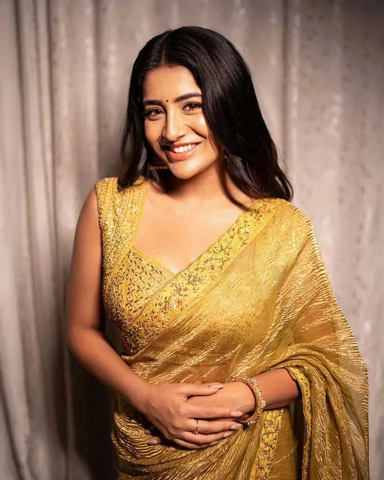 Rashi Singh: The Rising Star Captivating Telugu Cinema with Her Stellar Performances 2 Image