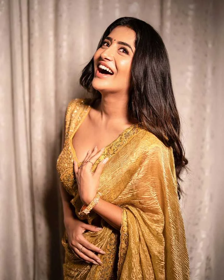 Rashi Singh: The Rising Star Captivating Telugu Cinema with Her Stellar Performances 3 Image