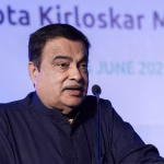Nitin Gadkari Directs Delhi Police: Strict Enforcement Against Two and Three-Wheelers on High-Speed Corridors