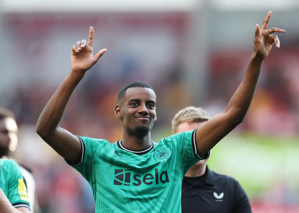 Alexander isak to stay at newcastle united