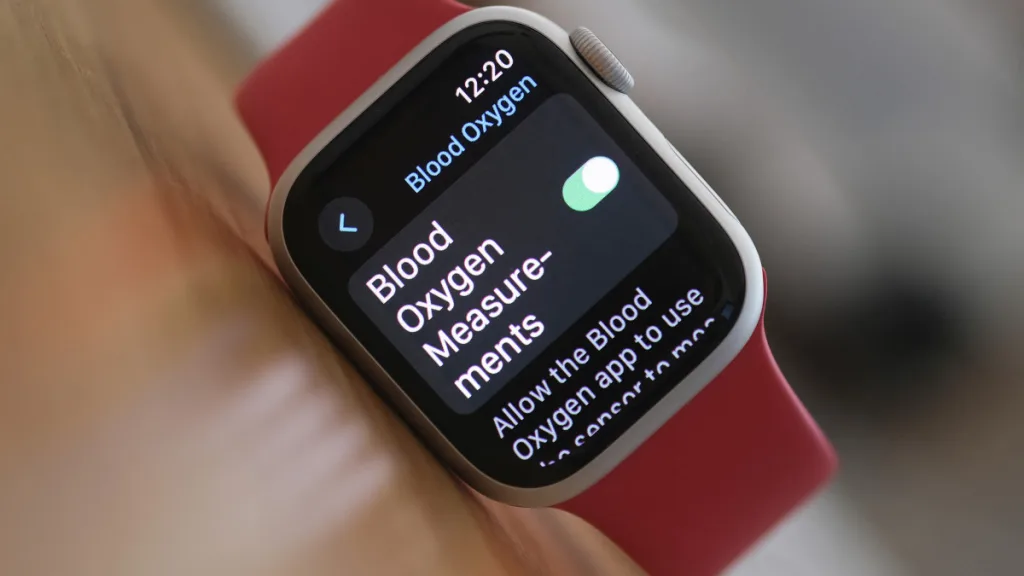 Apple Watch Blood Oxygen Feature Returns via iOS 18.6.1 Update 3 Apple watch blood oxygen 3