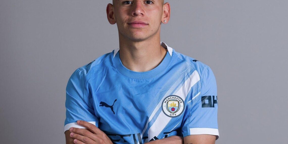 Claudio echeverri join leverkusen