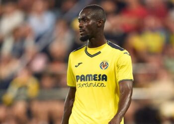 Eric bailly to join real oviedo