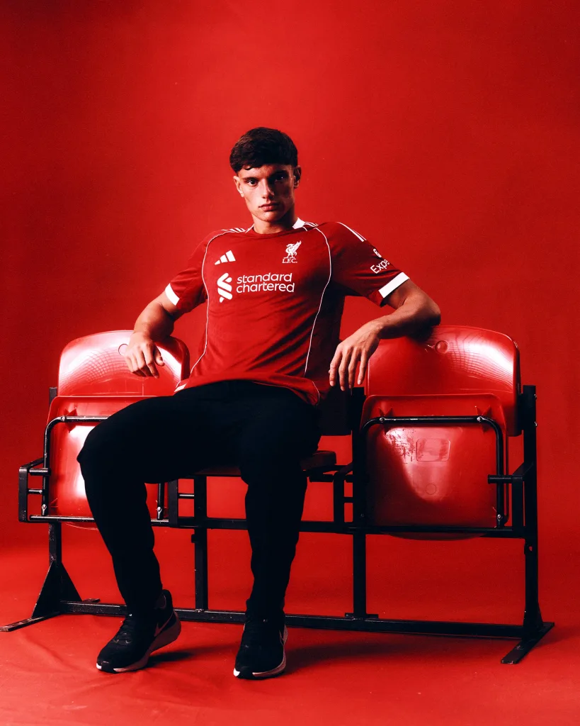 Giovanni Leoni's Liverpool Dream: The Italian Wonderkid Who Earned Arrigo Sacchi's Seal of Approval 9 Giovanni leoni
