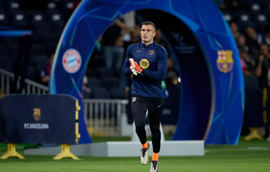 Inaki pena leaves barcelona