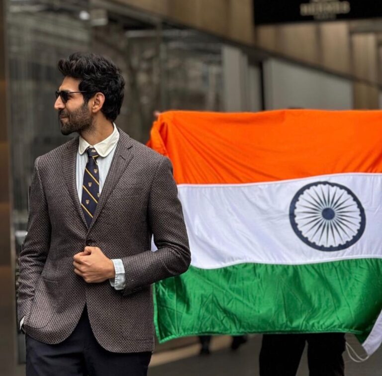 Kartik aaryan