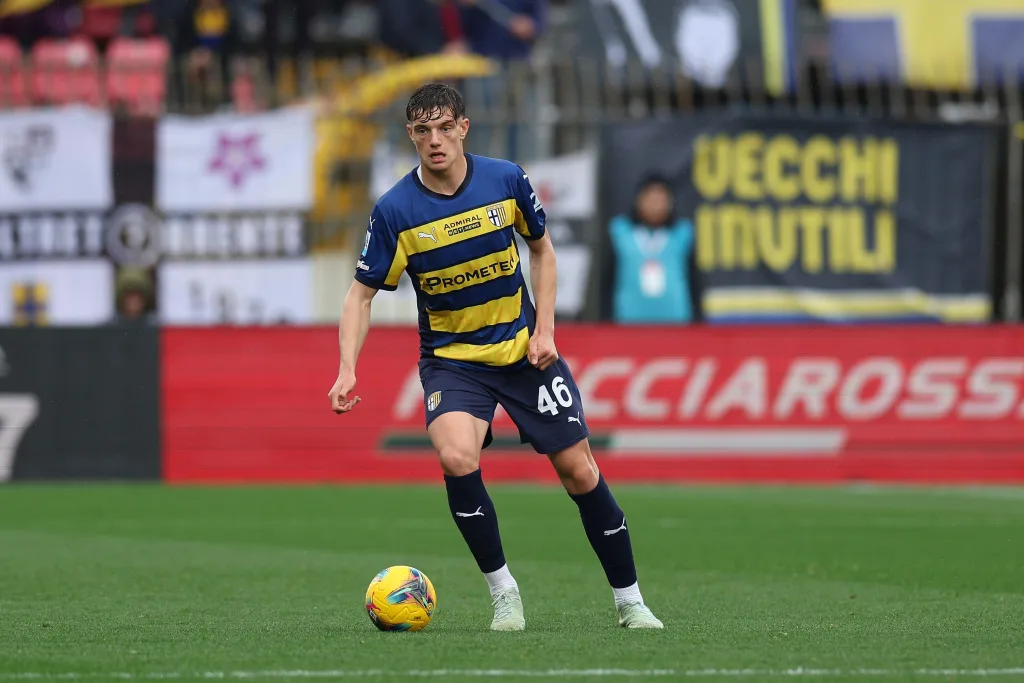 Giovanni Leoni's Liverpool Dream: The Italian Wonderkid Who Earned Arrigo Sacchi's Seal of Approval 2 Liverpool sign defender giovanni leoni