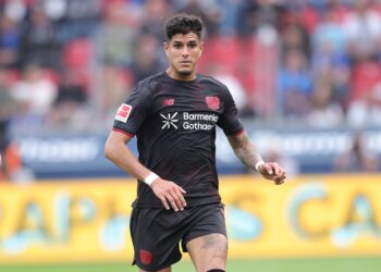 Piero hincapié to join arsenal