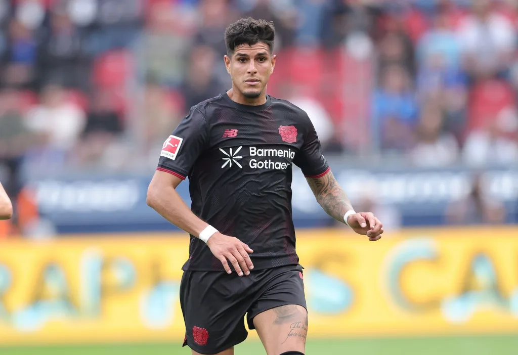 Piero hincapié to join arsenal