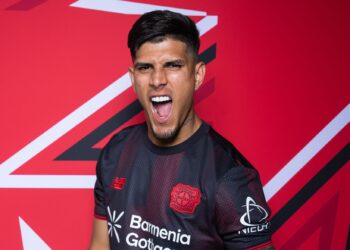 Piero hincapié to leave leverkusen