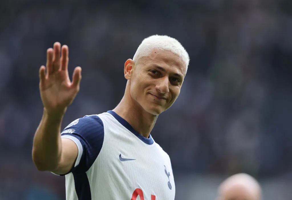 Richarlison wants to stay at tottenham spurs