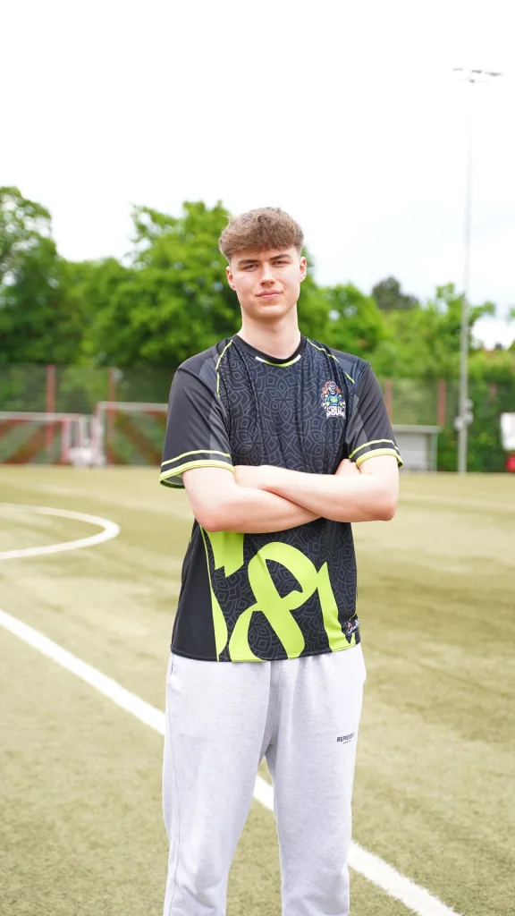 S8UL's Jonny Qualifies For EAFC Playoffs At Esports World Cup 2025