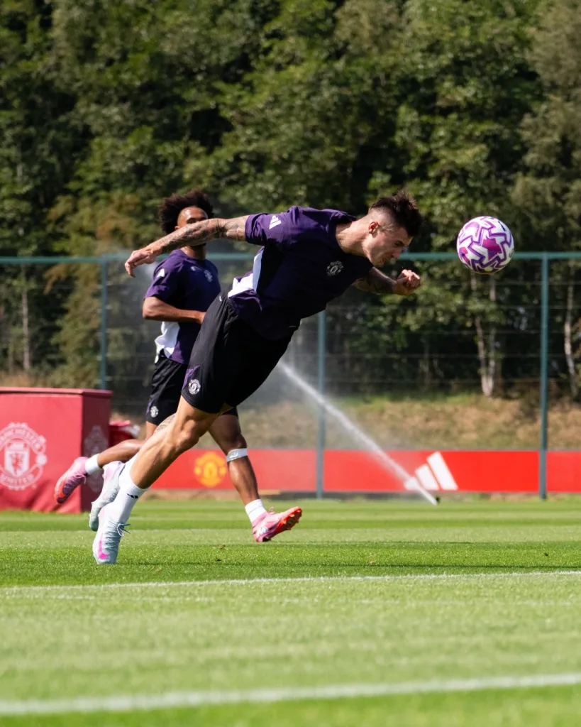 Benjamin Sesko's Manchester United Test: Converting Spectacular Strikes into Consistent Goals 5 Sesko