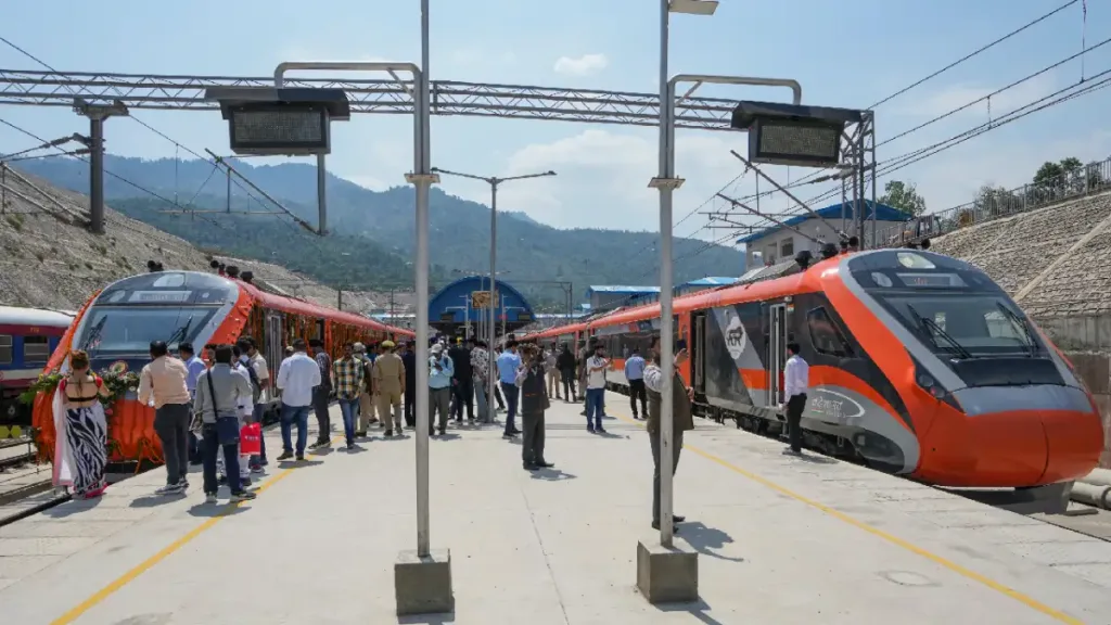 Vande Bharat Sleeper Train