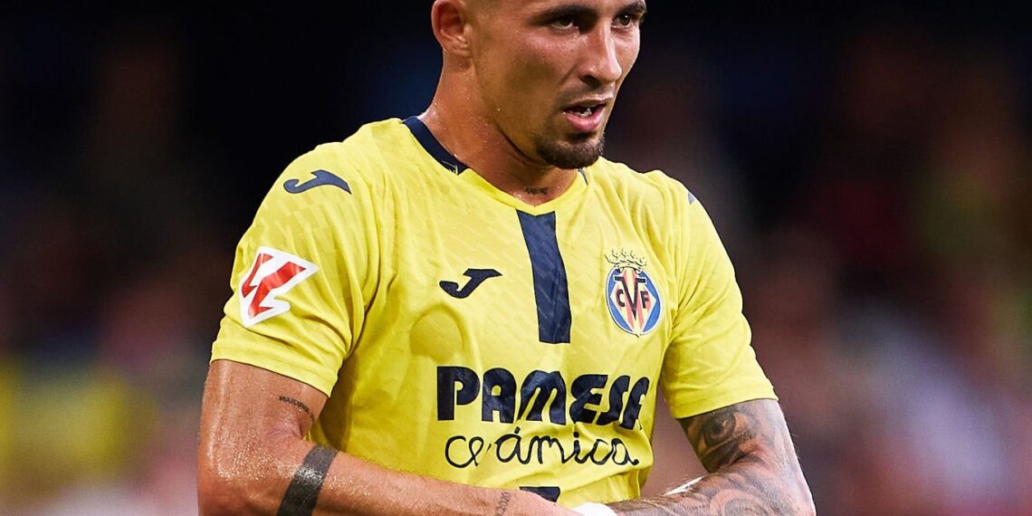 Yeremy pino signs for palace