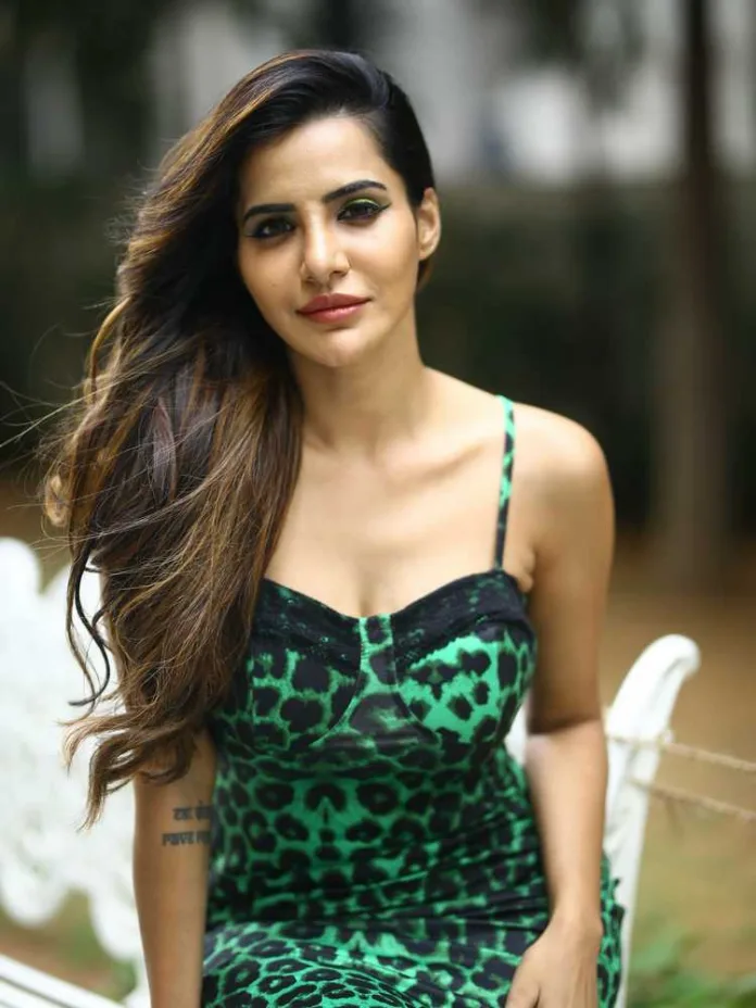 ashhsss77- Ashhsss77