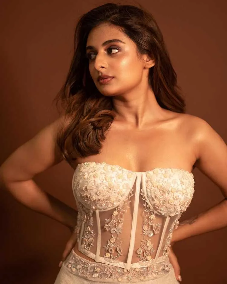 Esther Anil: From Child Star to Leading Lady - Career Journey & Latest Photos 6 Image