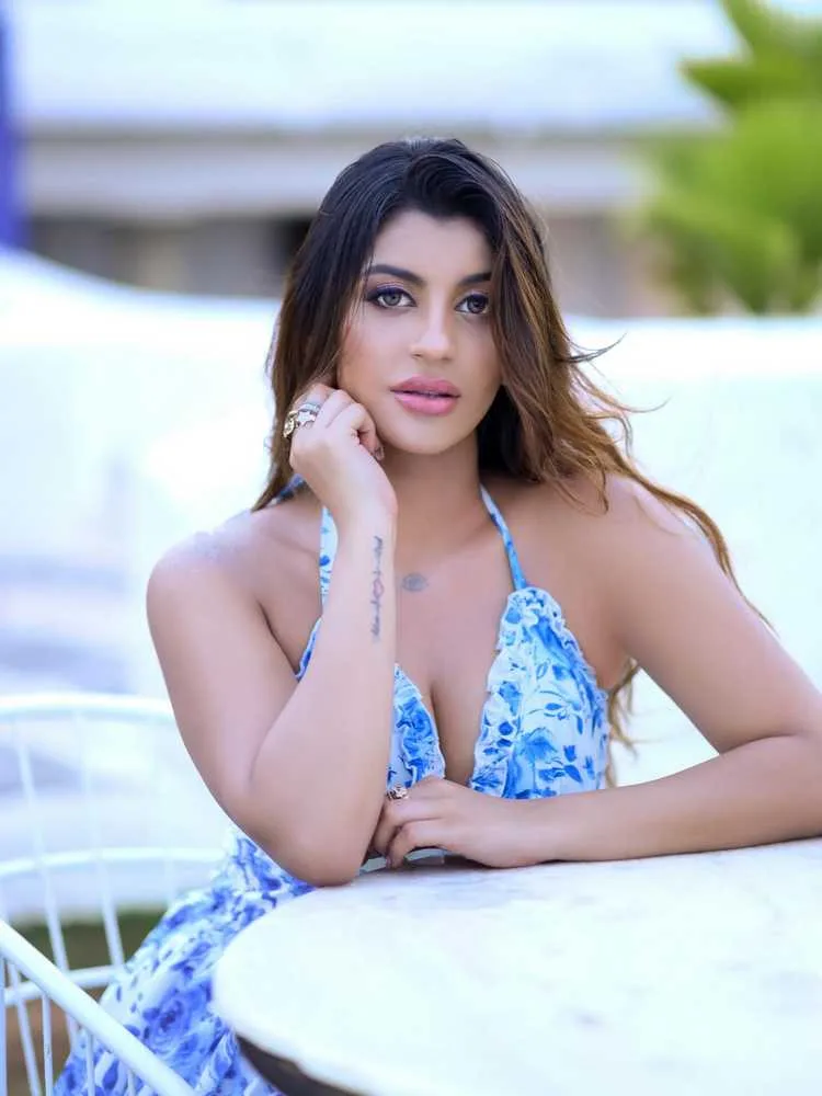 Yashika Aannand