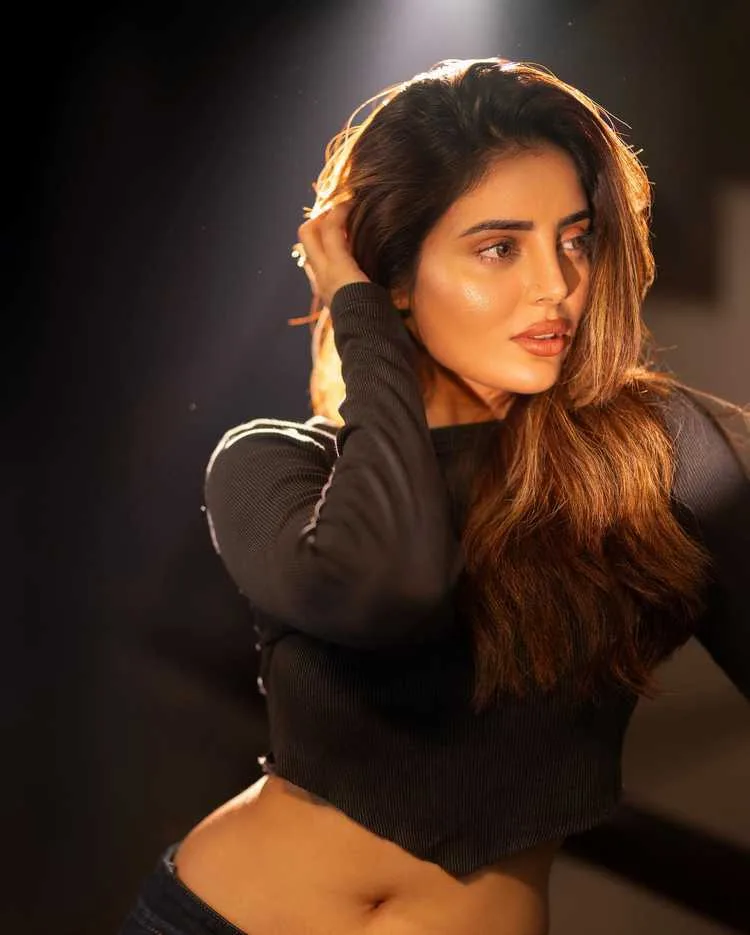 Kushitha Kallapu: Rising Telugu Actress and Entrepreneur Making Waves in South Cinema 1 Kushitha Kallapu