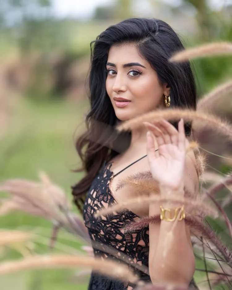 Rashi Singh 2025: From Air Hostess to Telugu Cinema's Rising Star 3 Image
