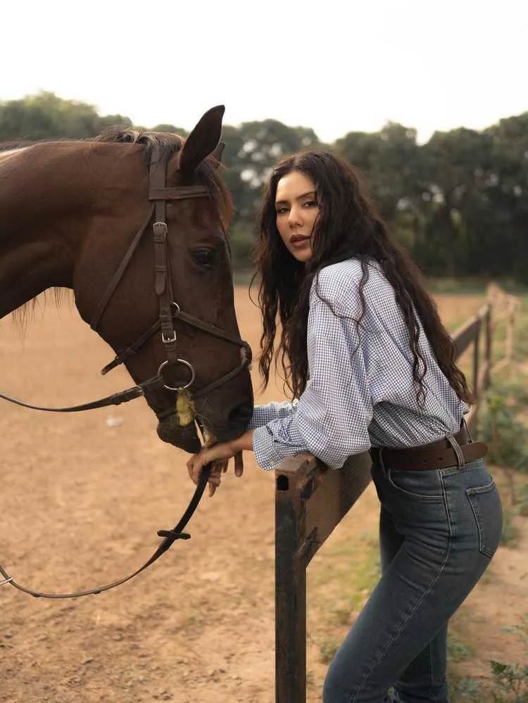 Sonam Bajwa: From Punjabi Cinema Queen to Bollywood's Rising Star - A Success Story 4 Image