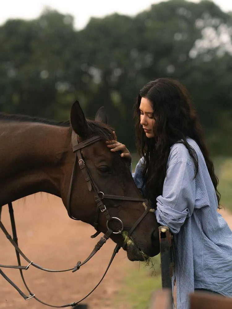 Sonam Bajwa: From Punjabi Cinema Queen to Bollywood's Rising Star - A Success Story 3 Image
