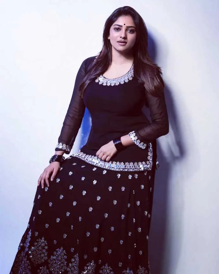 Rachita Ram: The Dimple Queen's Tamil Debut That's Breaking Box Office Records 6 Image