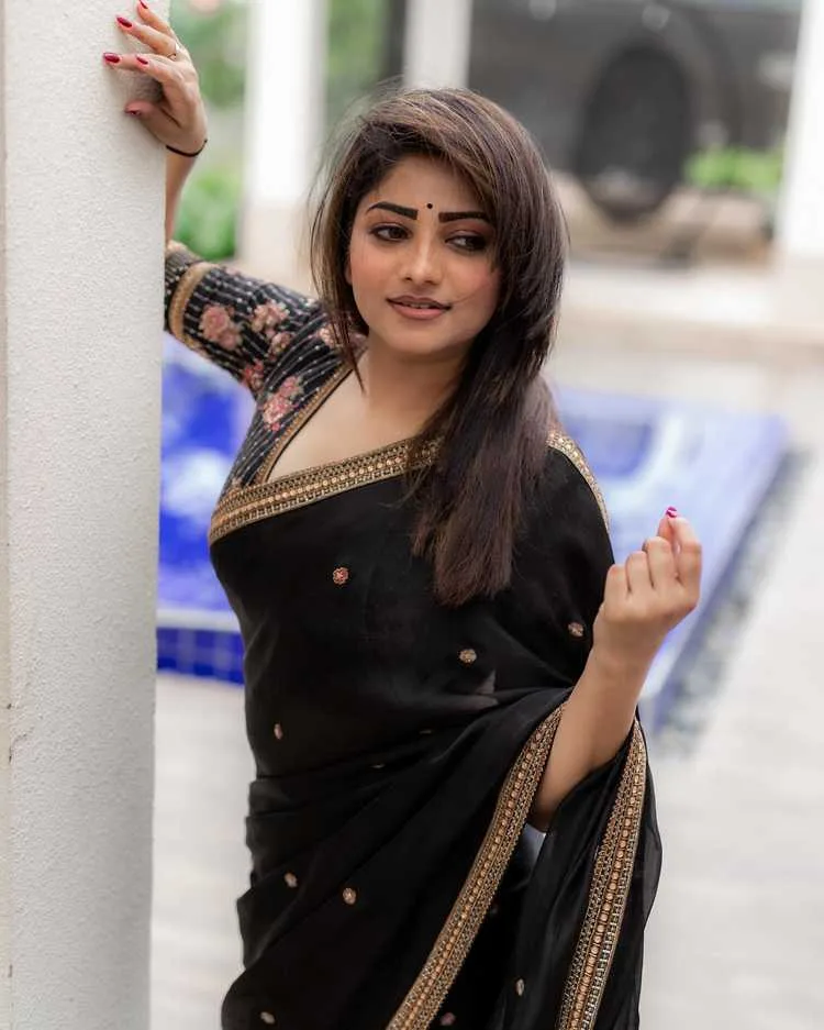 Rachita Ram: The Dimple Queen's Tamil Debut That's Breaking Box Office Records 4 Image