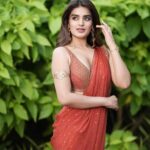 Nidhhi Agerwal: Rising Star’s Latest Photoshoot Creates Buzz in Telugu Cinema