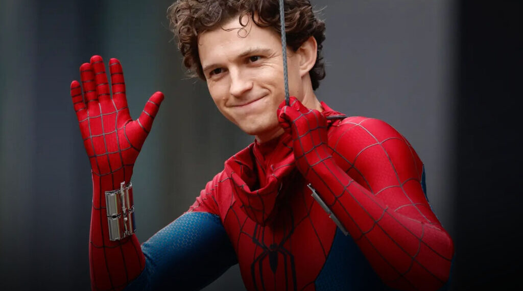 Tom Holland's New Spiderman Costume: A Return to Classic Comic Book Roots