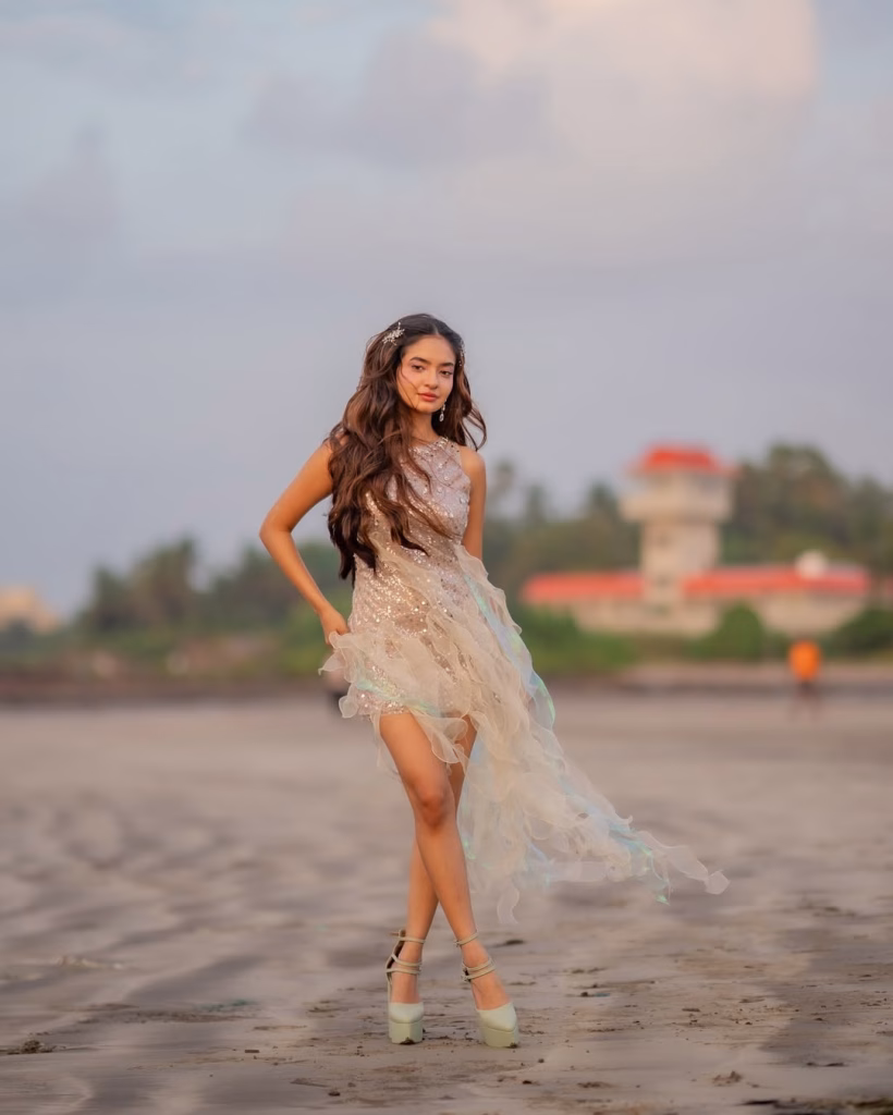Anushka Sen Photos 