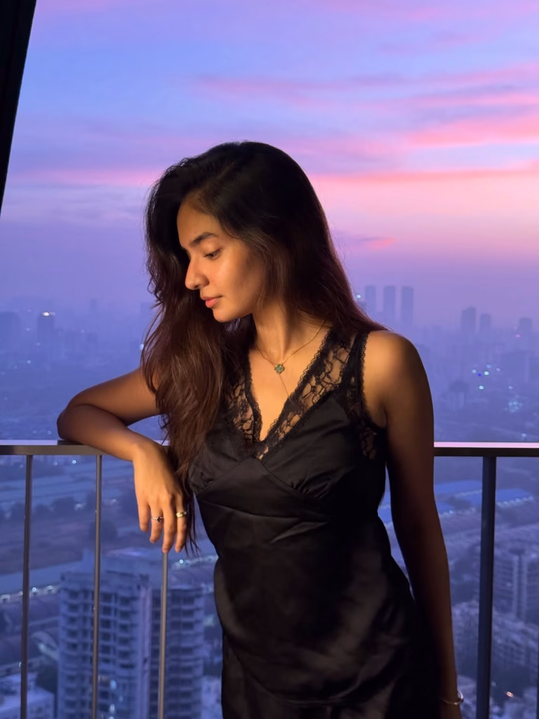 Anushka Sen Photos 