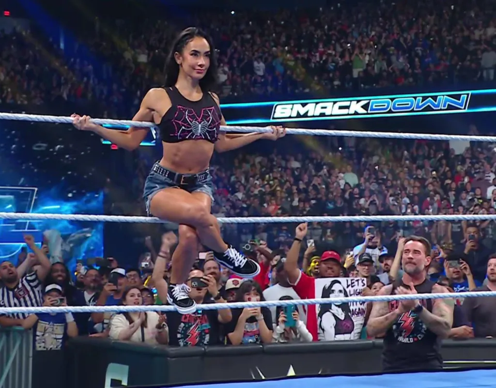 AJ Lee Makes Stunning WWE Return After 10-Year Absence on SmackDown