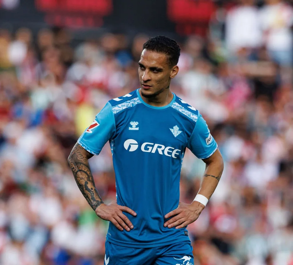 Antony join real betis from united